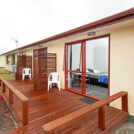 Carters Beach Top 10 Holiday Park-3